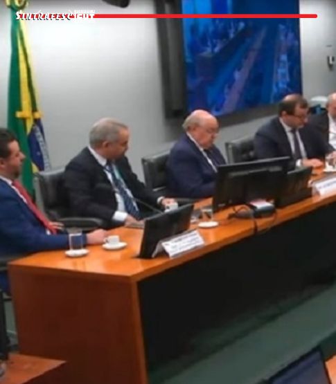 GT da reforma administrativa ignora servidores da base e pavimenta desmonte do Estado